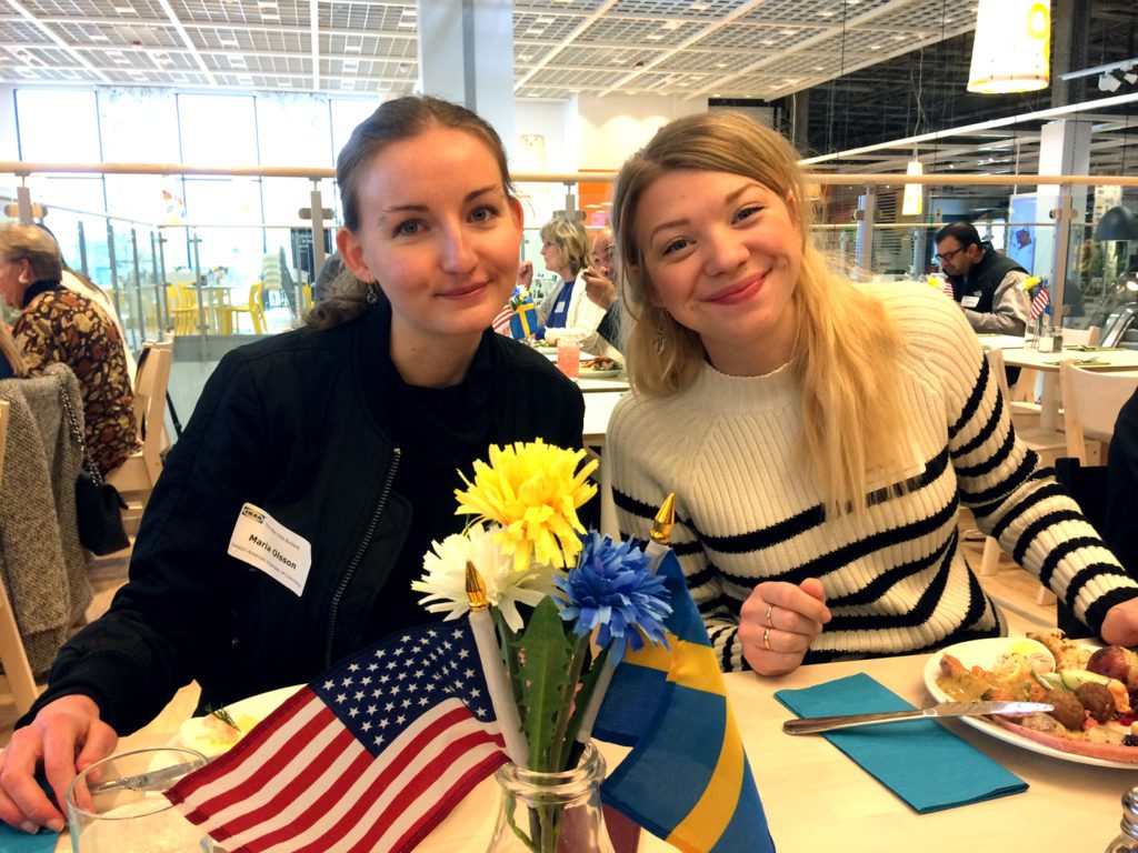 SACC-LA:s marketing managers Maria and Elin.