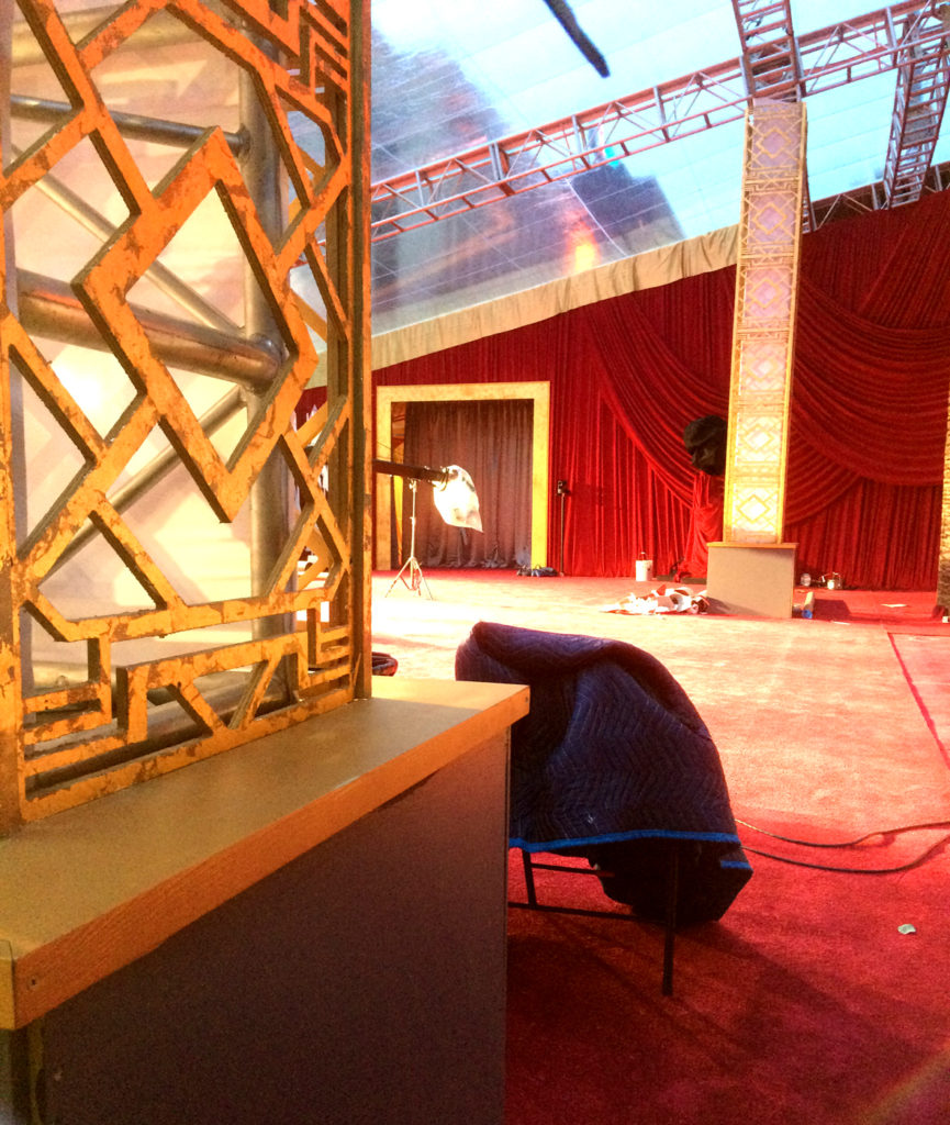 A sneak peak of the (secret) very beginning of the red carpet.